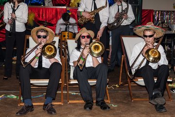 Bild 918 - Latuff 21014 die Wiemersdorfer Karnevalsveranstaltung